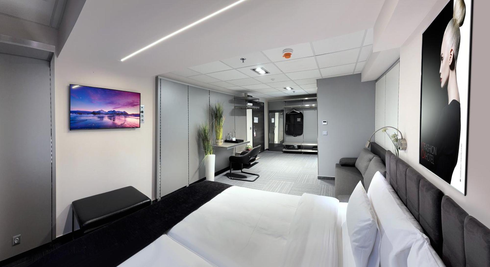 Fashion City Hotel Superior Будапеща Екстериор снимка